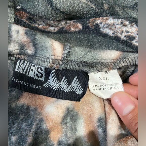 Camo Element Gear Hoodie - Picture 6 of 8